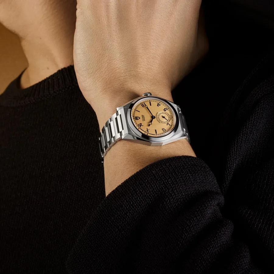 Tudor Monarch M2639W1A0U-0001 — wrist